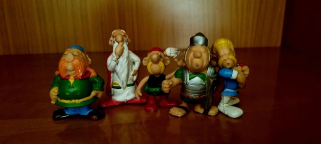 5 Figuras Asterix y Obelix PVC