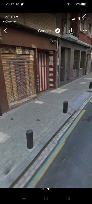 Parcela garaje para coche grande