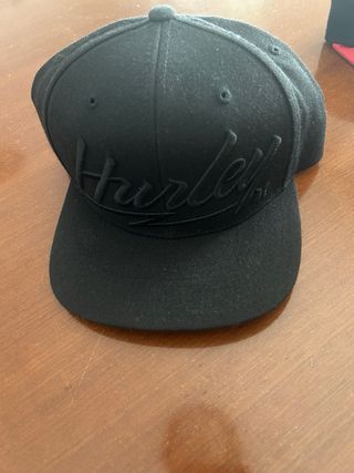 Gorra negra Hype
