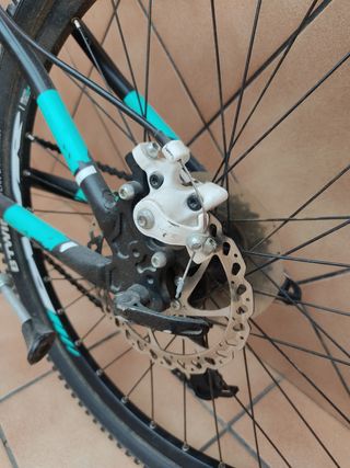 Bicicleta Rock Rider suspensión delantera 24''
