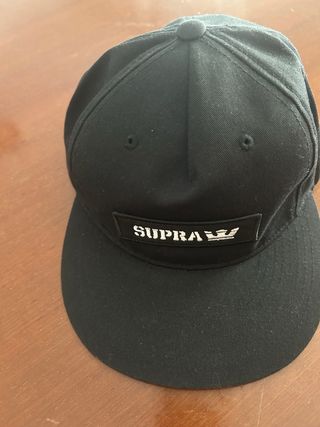 Gorra Supra negra