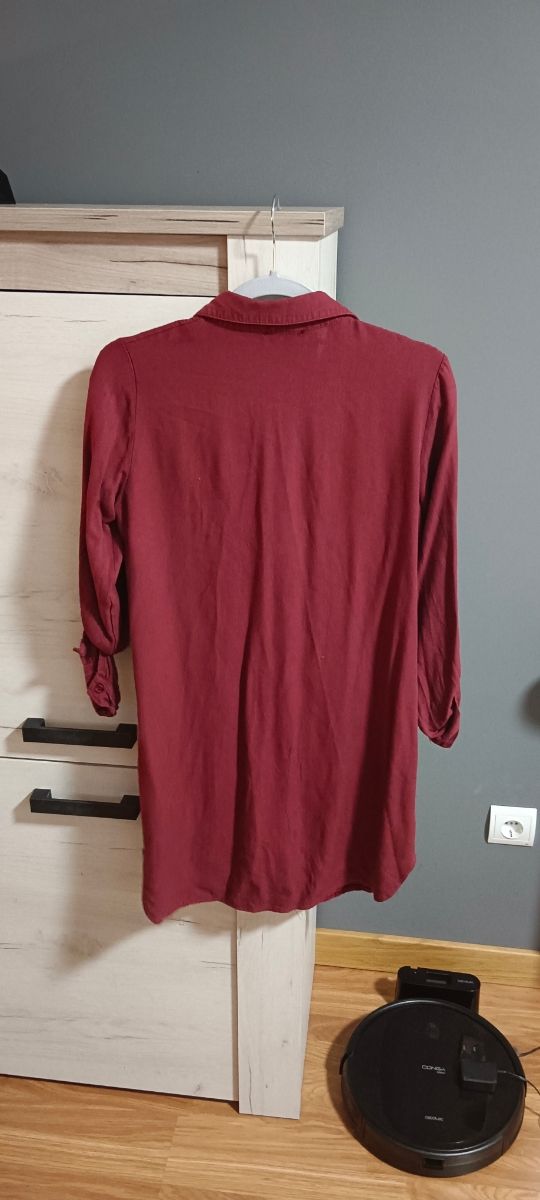 Vestido camisero burdeos