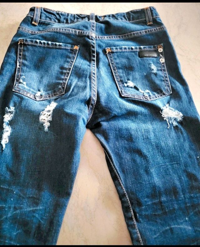 Jeans bimba 10 anni strappati