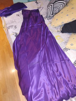 Traje evento morado