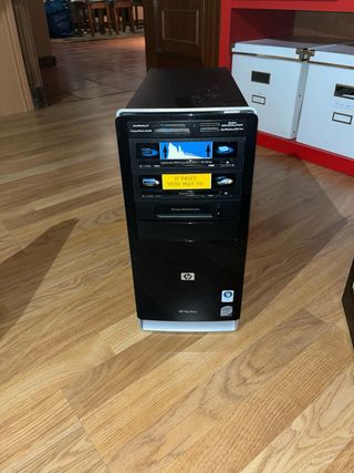 2 PCs HP + monitor + 2 teclados