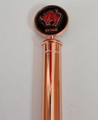 Boligrafo Taurus dorado