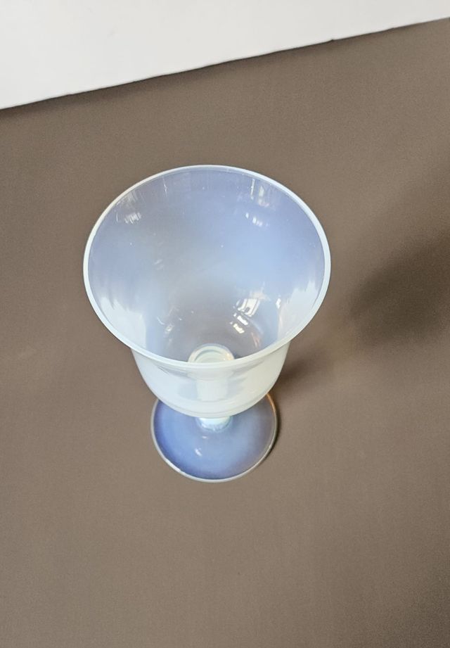 Copa opalina blanca vintage