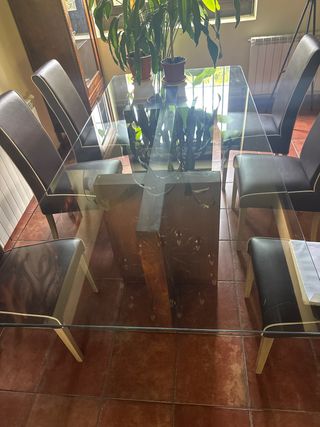 Mesa cristal madera maciza y 6 sillas- Comedor