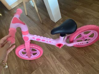 Bicicleta sin pedales niña rosa