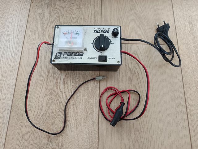Cargador Panda AC/DC Radio Control