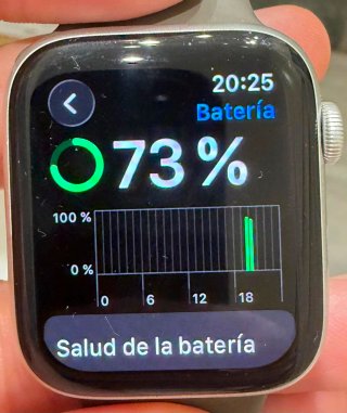 Apple Watch SE (GPS) - Caja de aluminio plata 44mm