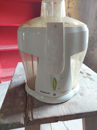 Licuadora Taurus Liquafruits