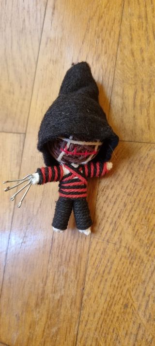 Muñeco Freddy Krueger amigurumi