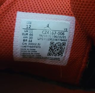 Zapatillas Nike Jordan Max Aura 3 - Negras y Rojas