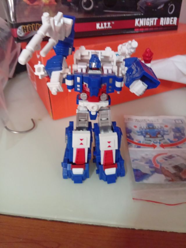 Ultra Magnus Transformers - Juguete