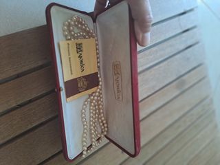 joyas dorado caja roja