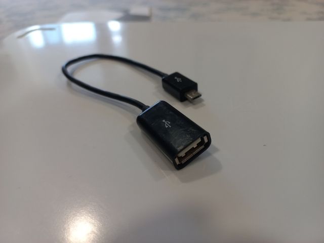 Adaptador USB MicroUSB - Cable