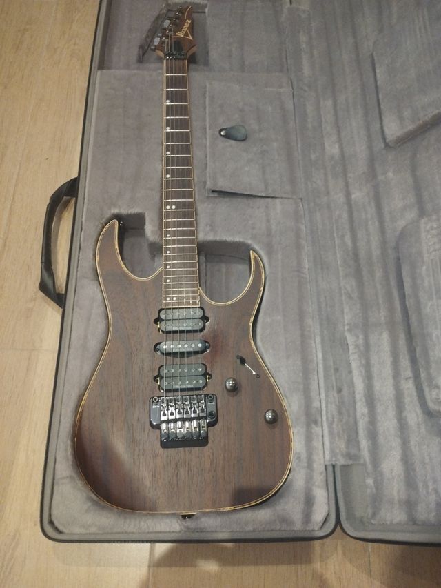 Guitarra eléctrica Ibanez Premium
