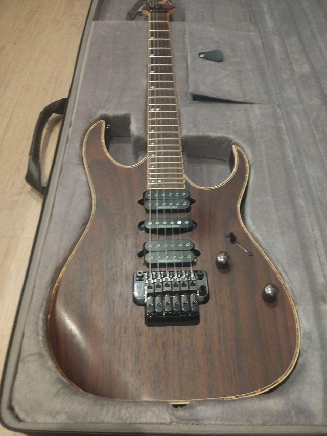 Guitarra eléctrica Ibanez Premium