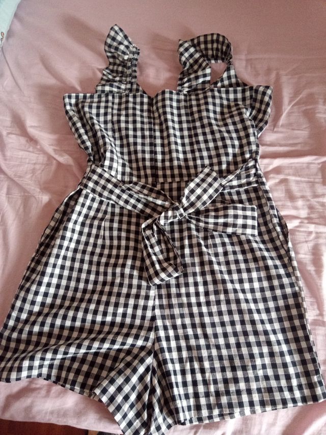 Peto corto Kiabi blanco y negro