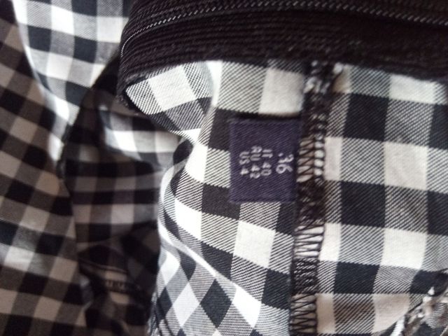 Peto corto Kiabi blanco y negro