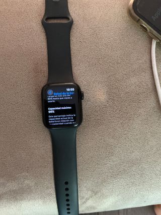 Apple Watch SE (2a generación) - Negro 