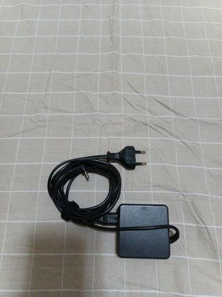 Cargador CHUWI HeroBook