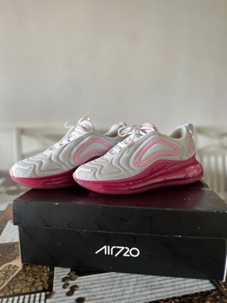 Zapatillas Nike Air Max 720 - Rosa y Blanco