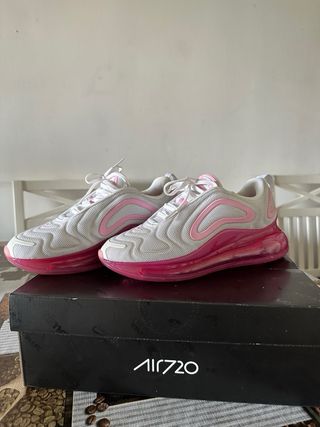 Zapatillas Nike Air Max 720 - Rosa y Blanco