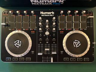 Numark Mixtrack Pro II - Controladora DJ
