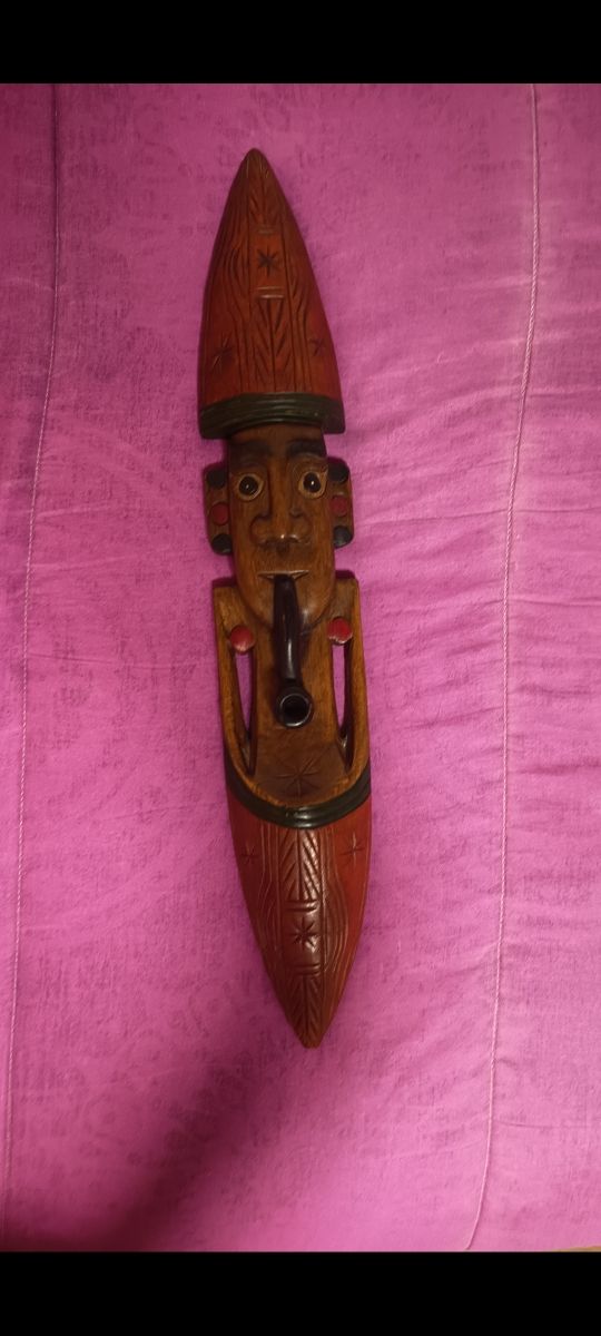 Máscara tallada - Figura decorativa