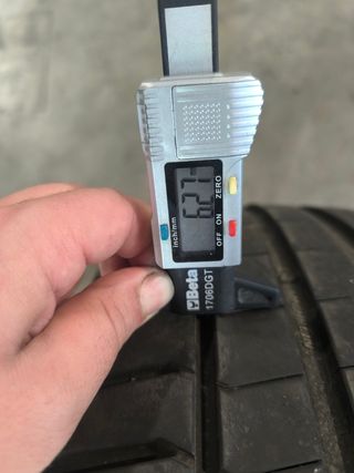 Neumático Michelin Pilot Sport 5 245/40 ZR 18 