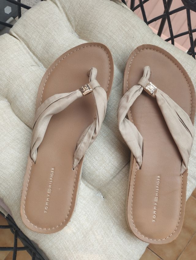 Chanclas Tommy Hilfiger beige