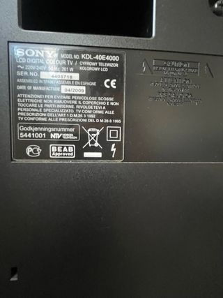 tv de 40 pulgadas. imágen y sonido perfectos