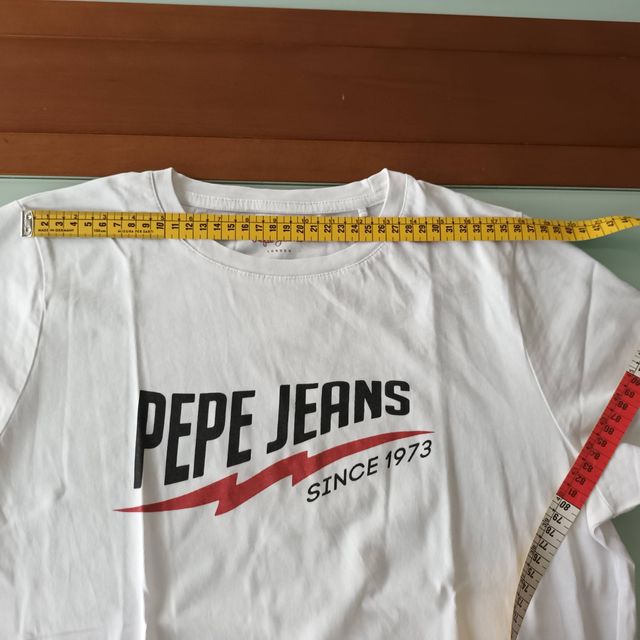 Mujer. 4 Camisetas Verano