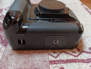 Canon EOS-1 cámara réflex