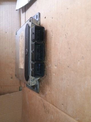 Centralita Peugeot 406 2.0