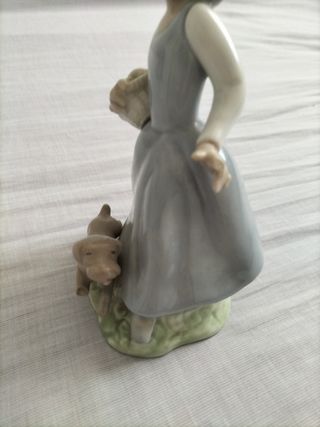 Porcelana antigua Lladro Tengra figurita