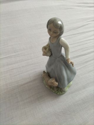 Porcelana antigua Lladro Tengra figurita