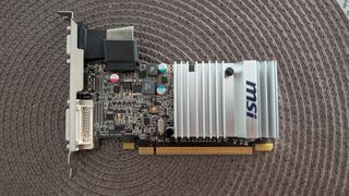 Tarjeta gráfica MSI Radeon R5 450 1GB GDDR3