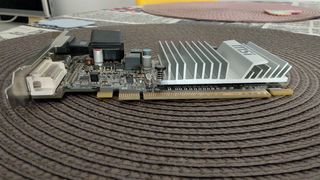 Tarjeta gráfica MSI Radeon R5 450 1GB GDDR3