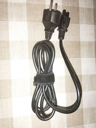 Cable adaptador PC - Enchufe europeo