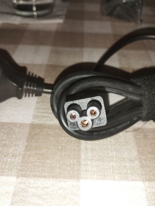 Cable adaptador PC - Enchufe europeo
