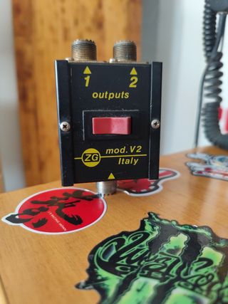 Conmutador 2 antenas CB - mod. V2