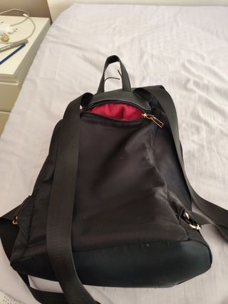 Mochila negra 