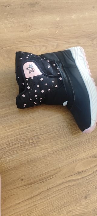 Chaqueta y pantalon esquiar niña 8 años y botas