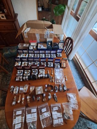 Reloj Jaguar dorado y plateado