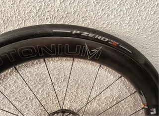 Ruedas carbono Velomann Plutonium 50mm