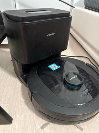 Robot aspiradora Conga casi nuevo