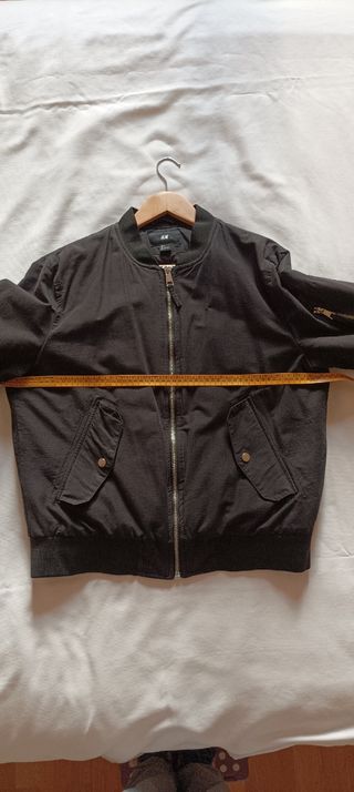 Cazadora Bomber H&M negra - Talla L